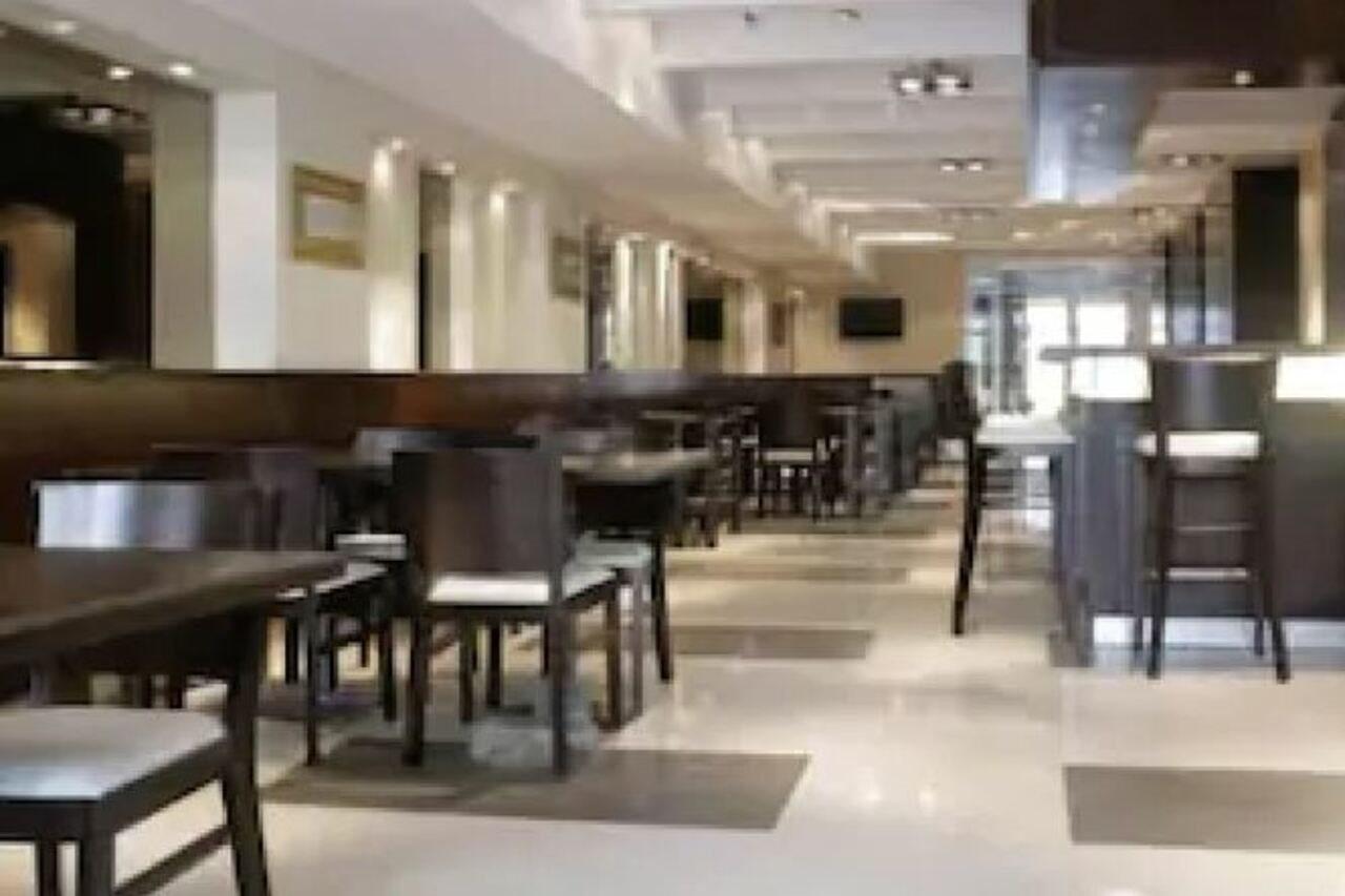 Hotel Presidente Peron Буенос Айрес Екстериор снимка